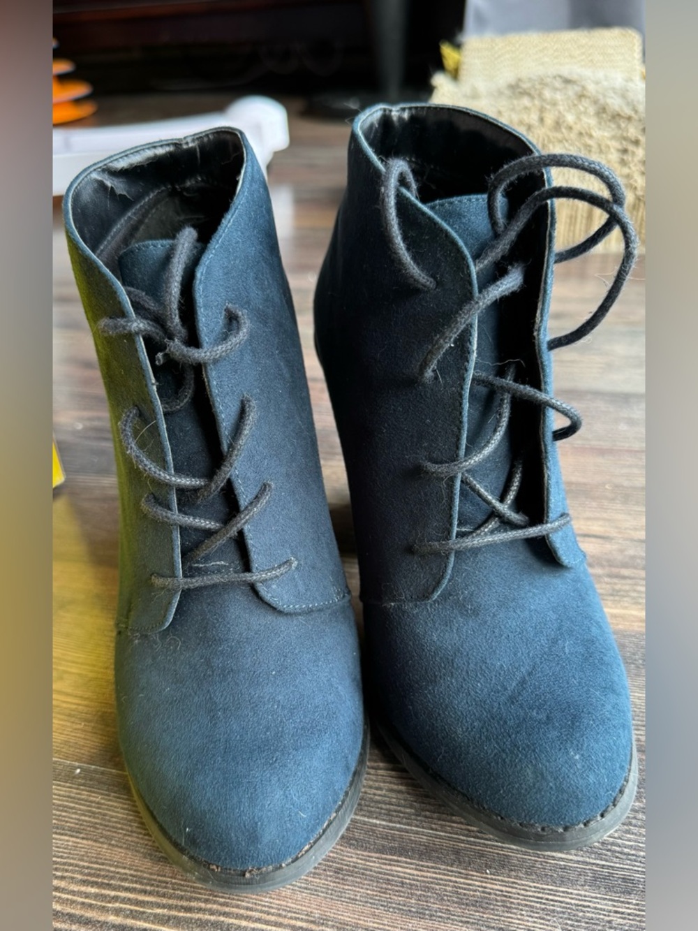 Women’s Lace-Up Ankle Booties in Navy Blue, size 6